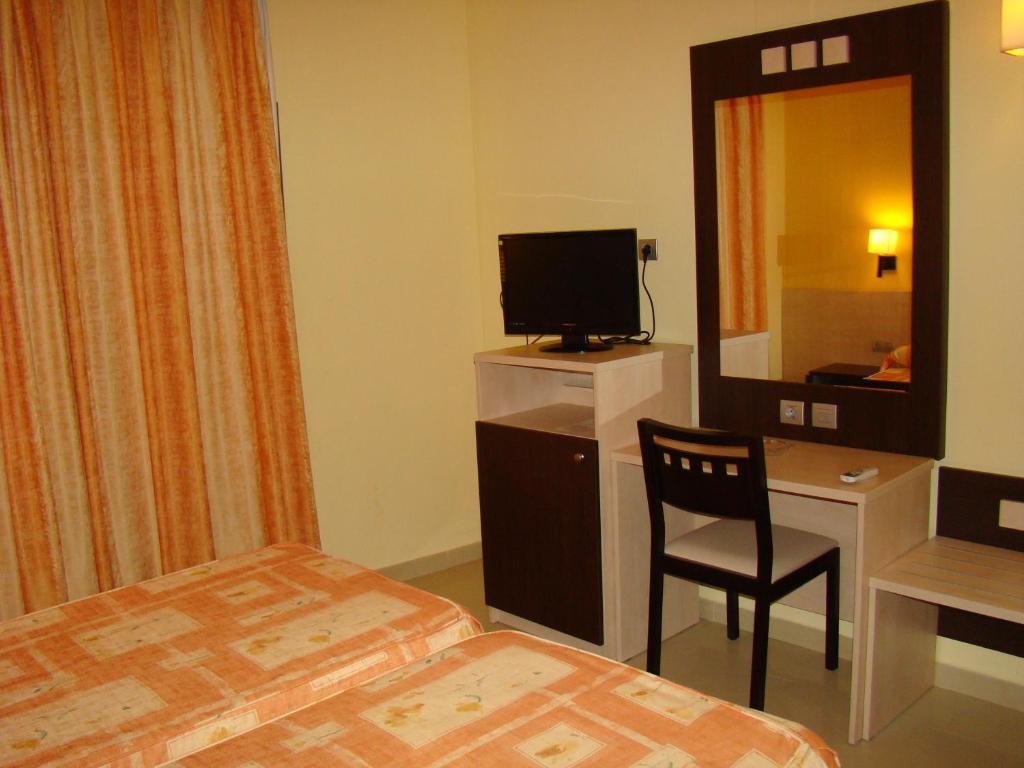 Hotel Ciutadella Roses Pokoj fotografie